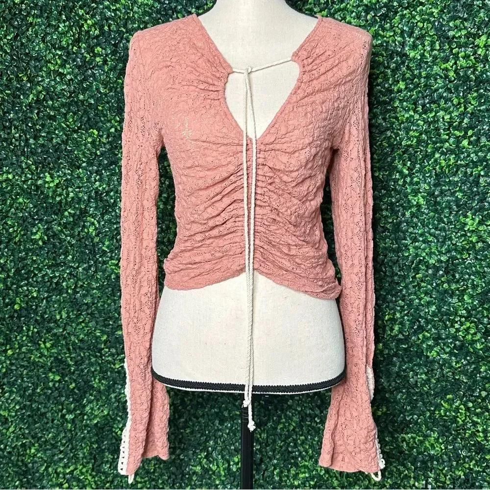 Free People Salmon Pink Floral Lace Lilah Crochet Sleeve Crop Top Sz Small